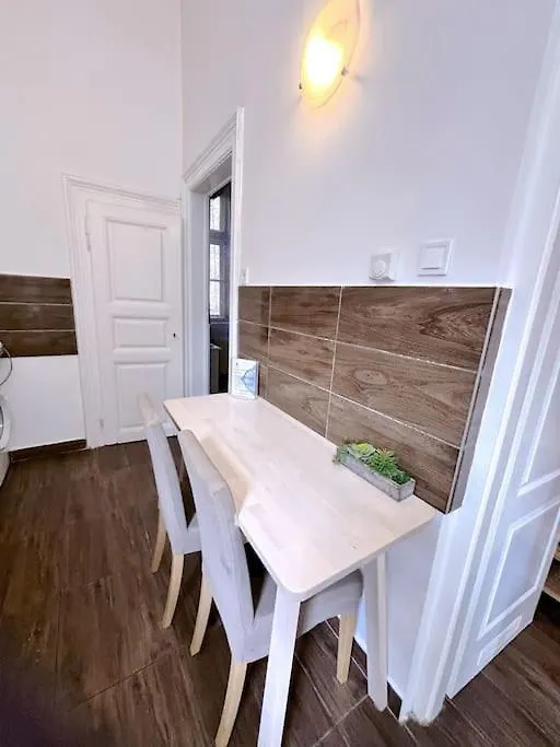 Quiet Cabin In City Center Budapest 0*,  Hungary