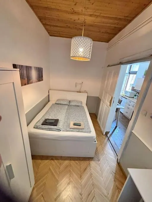 Quiet Cabin In City Center Budapest